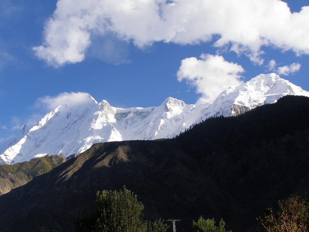 Pakistan opener 012 2000p